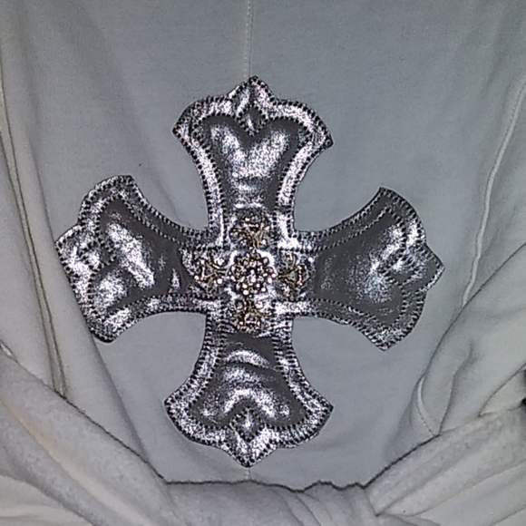 Twisted Heart Wrap Cardigan. - Picture 3 of 5